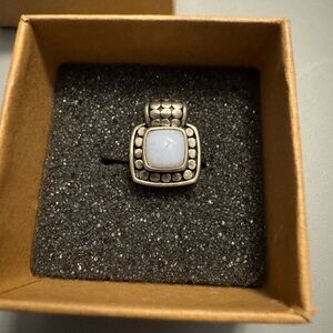 Elegant Silver and light blue agate stone